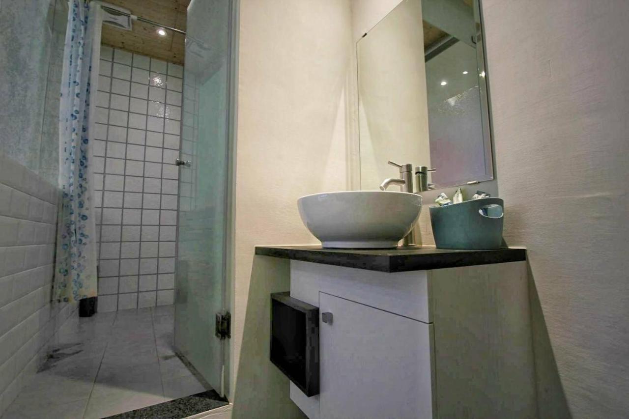 Canal Walk Inn Tajnan Kültér fotó