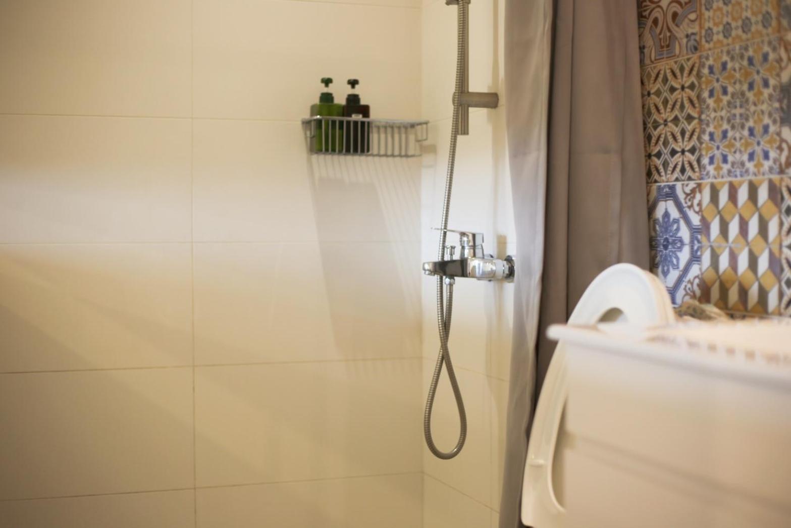 Canal Walk Inn Tajnan Kültér fotó